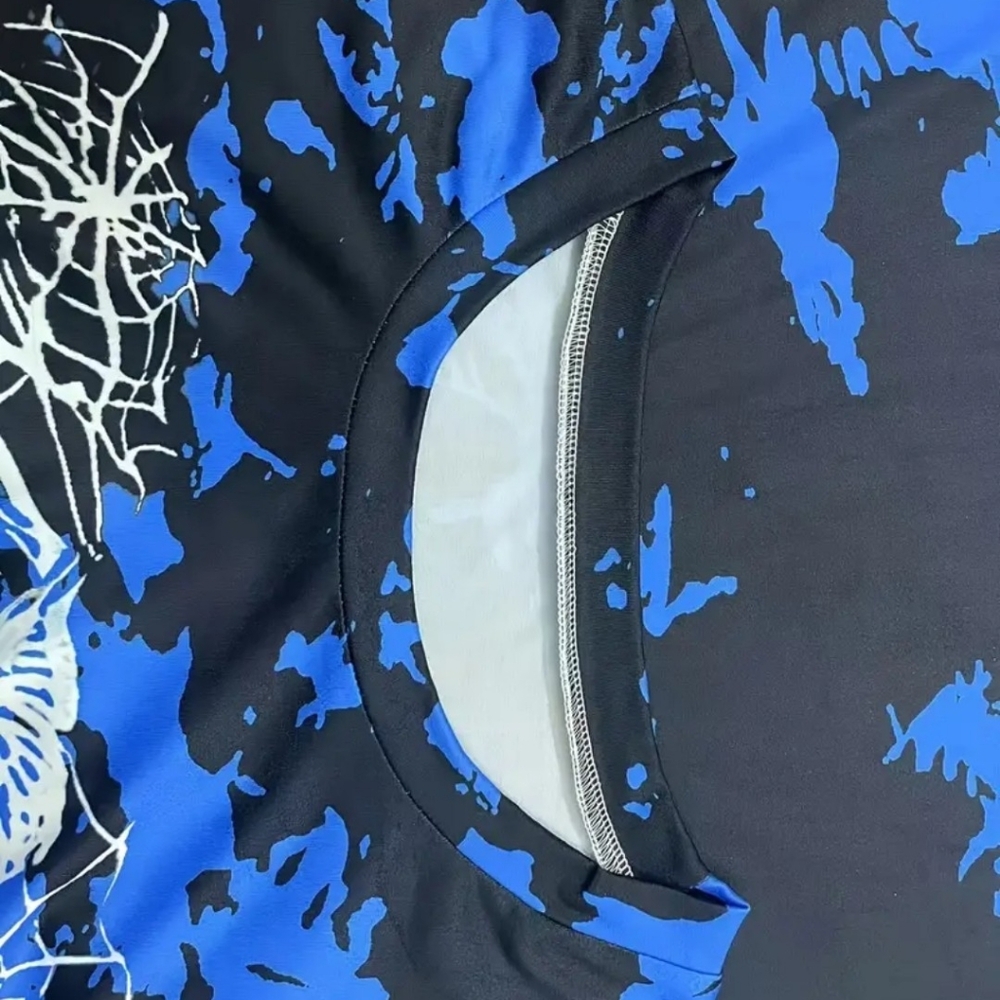 Skull Tee - Picture 3 of 4
